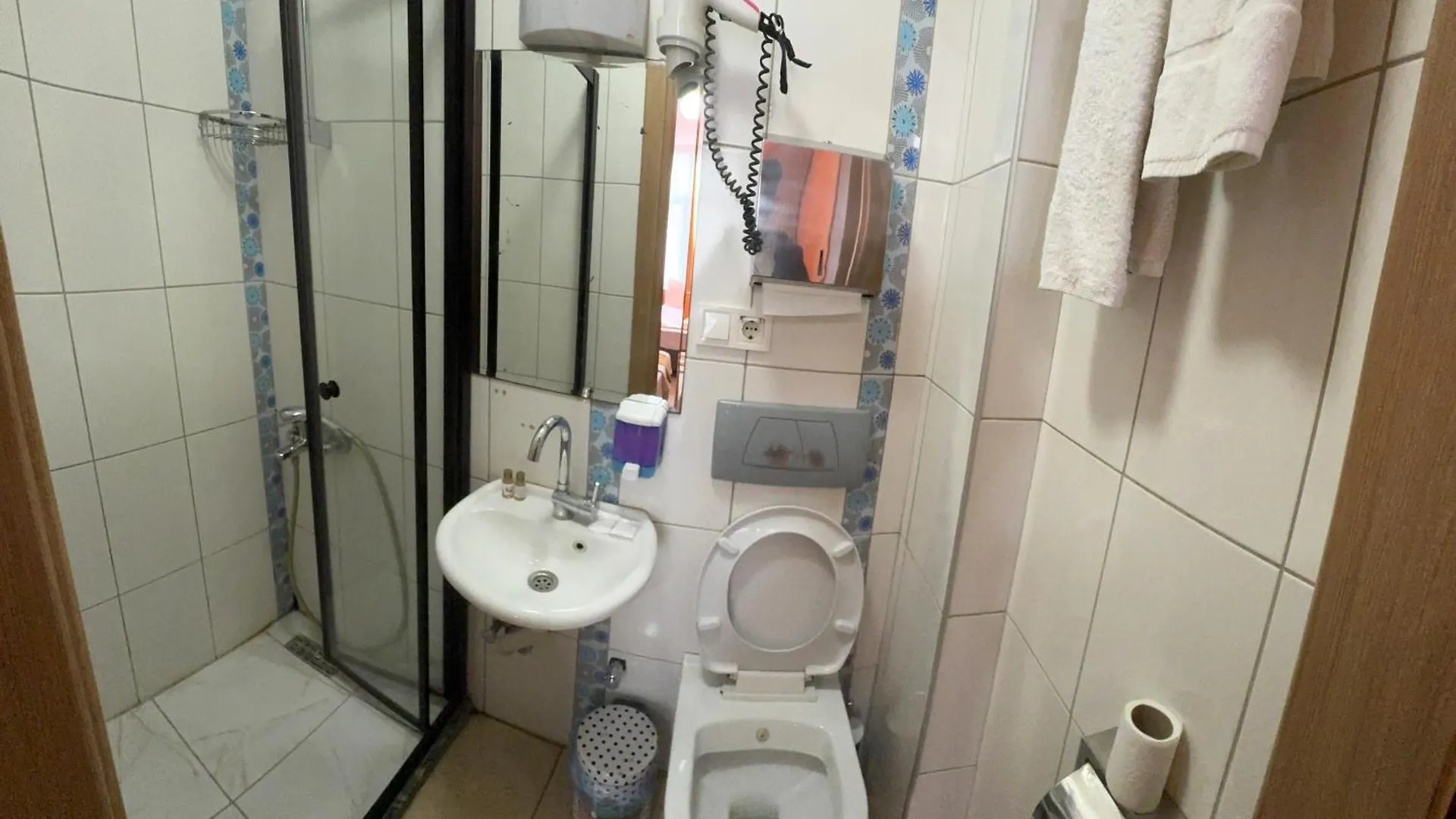 Esen Life Hotel Стамбул